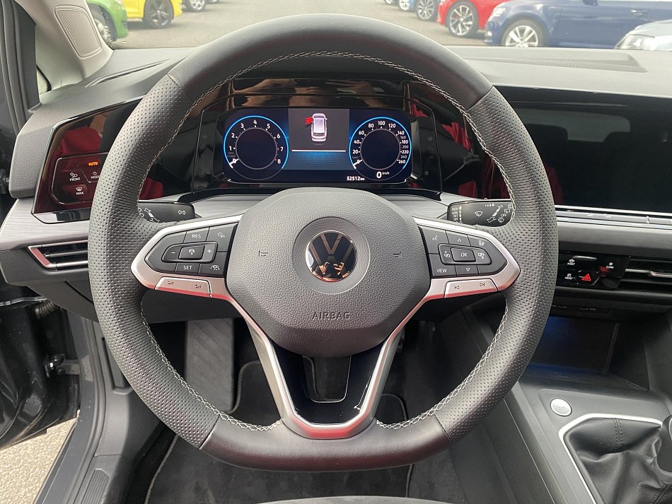 Volkswagen Golf 1.5 TSI 