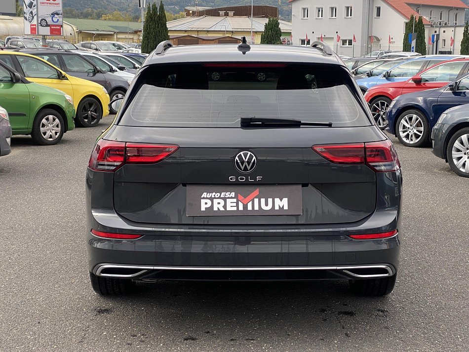 Volkswagen Golf 1.5 TSI 
