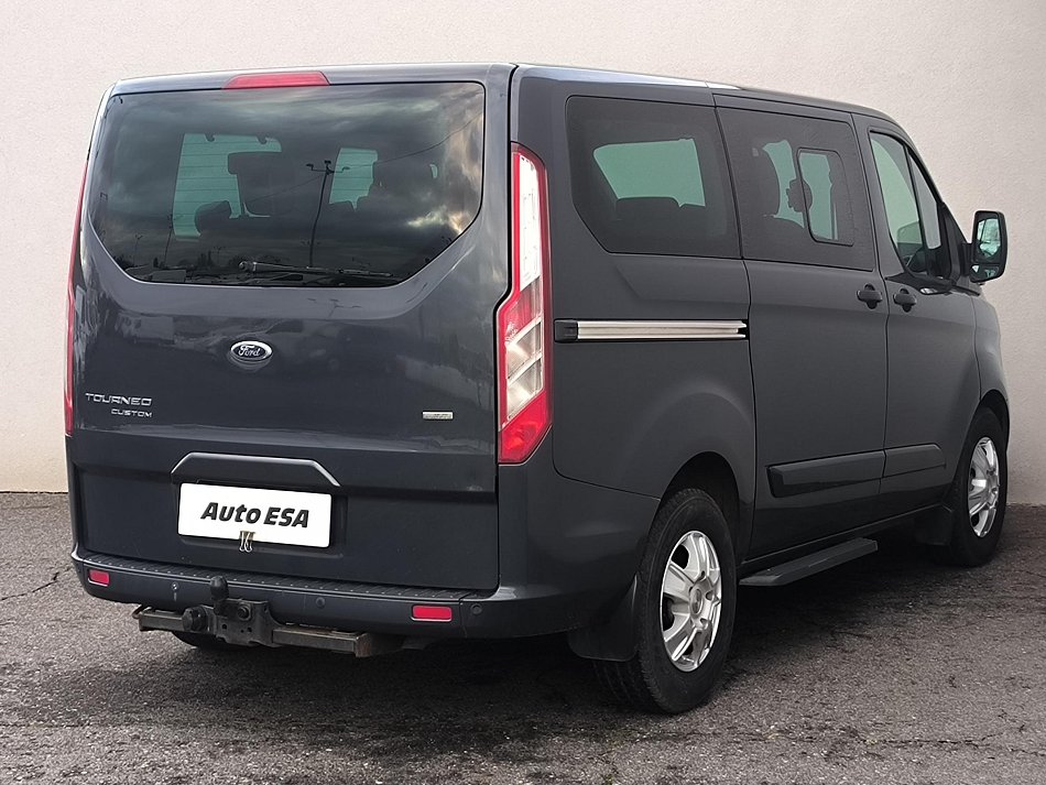 Ford Tourneo Custom 2.2TDCi Limited