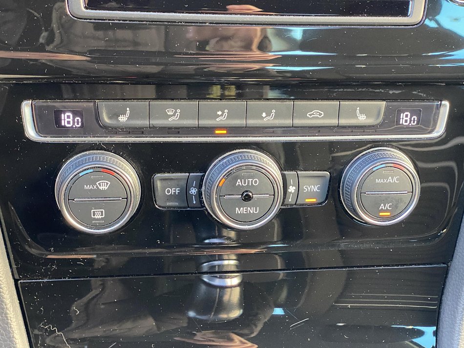 Volkswagen Golf 1.2TSi 