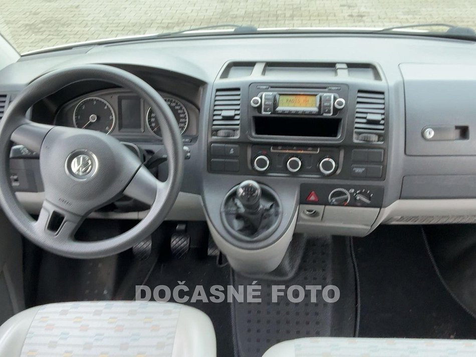 Volkswagen Transporter 2.0TDi  9míst