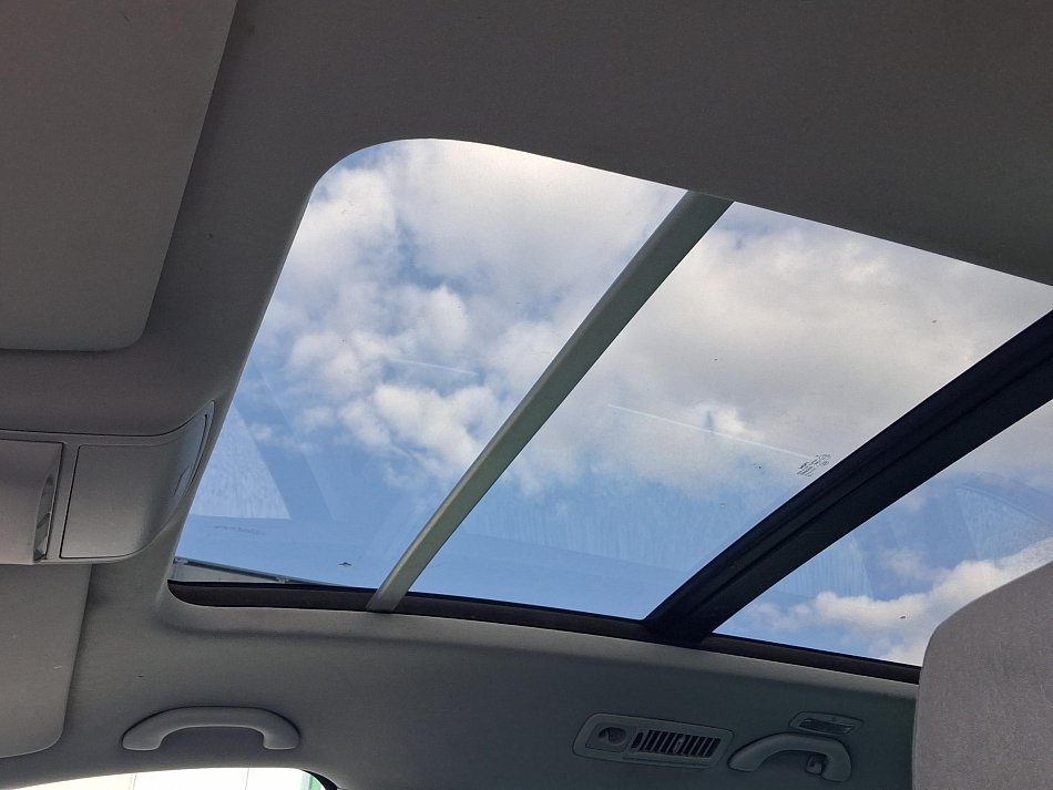 Volkswagen Sharan 2.0TDi 