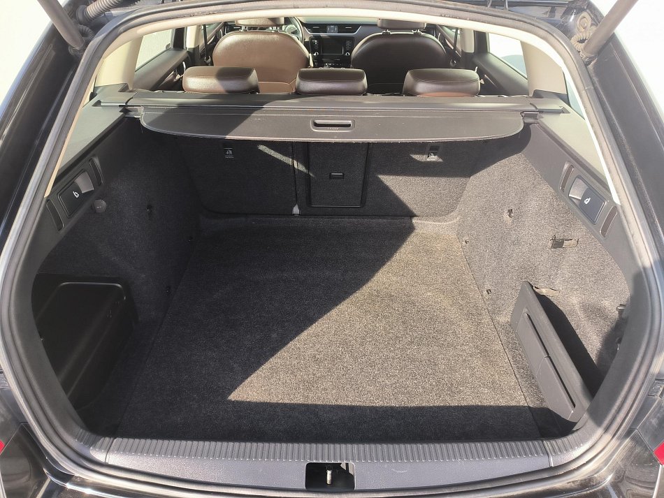 Škoda Octavia III 2.0TDi L&K 4x4