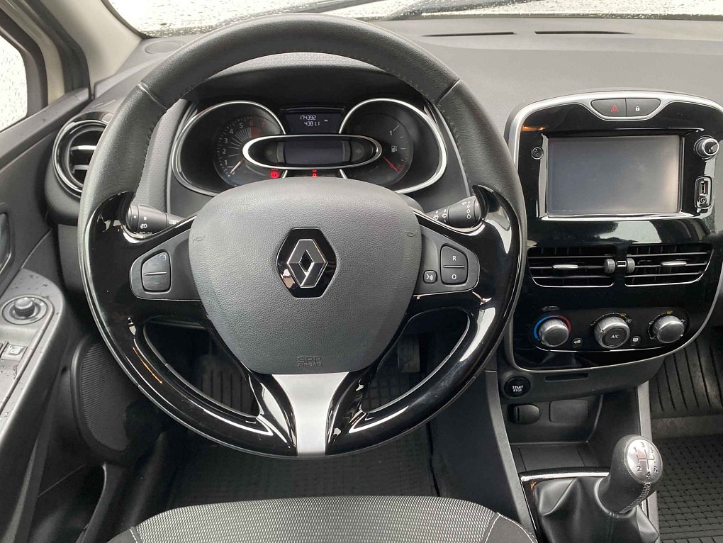 Renault Clio 1.2i 