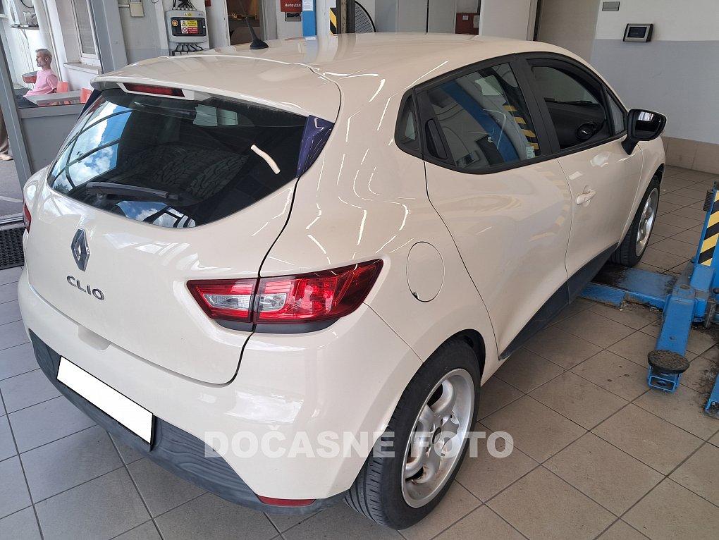 Renault Clio 1.2i 