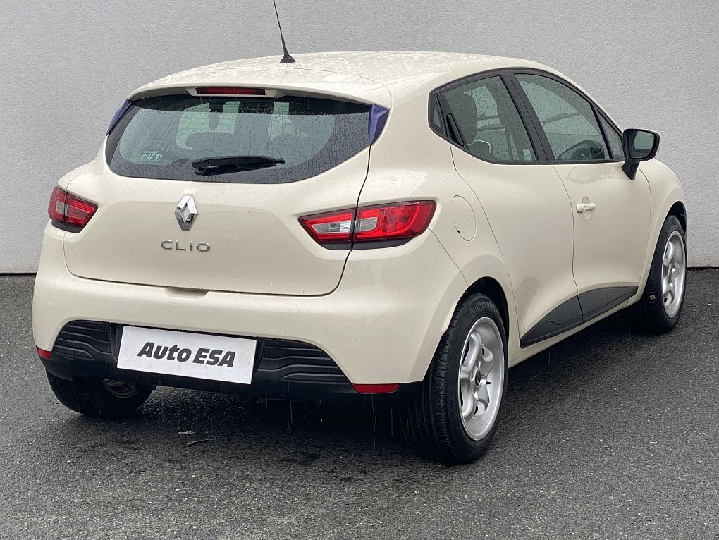 Renault Clio 1.2i 