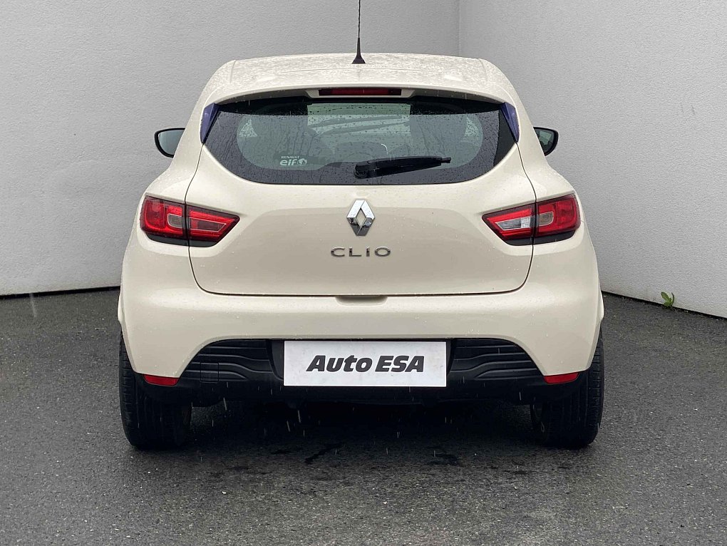 Renault Clio 1.2i 