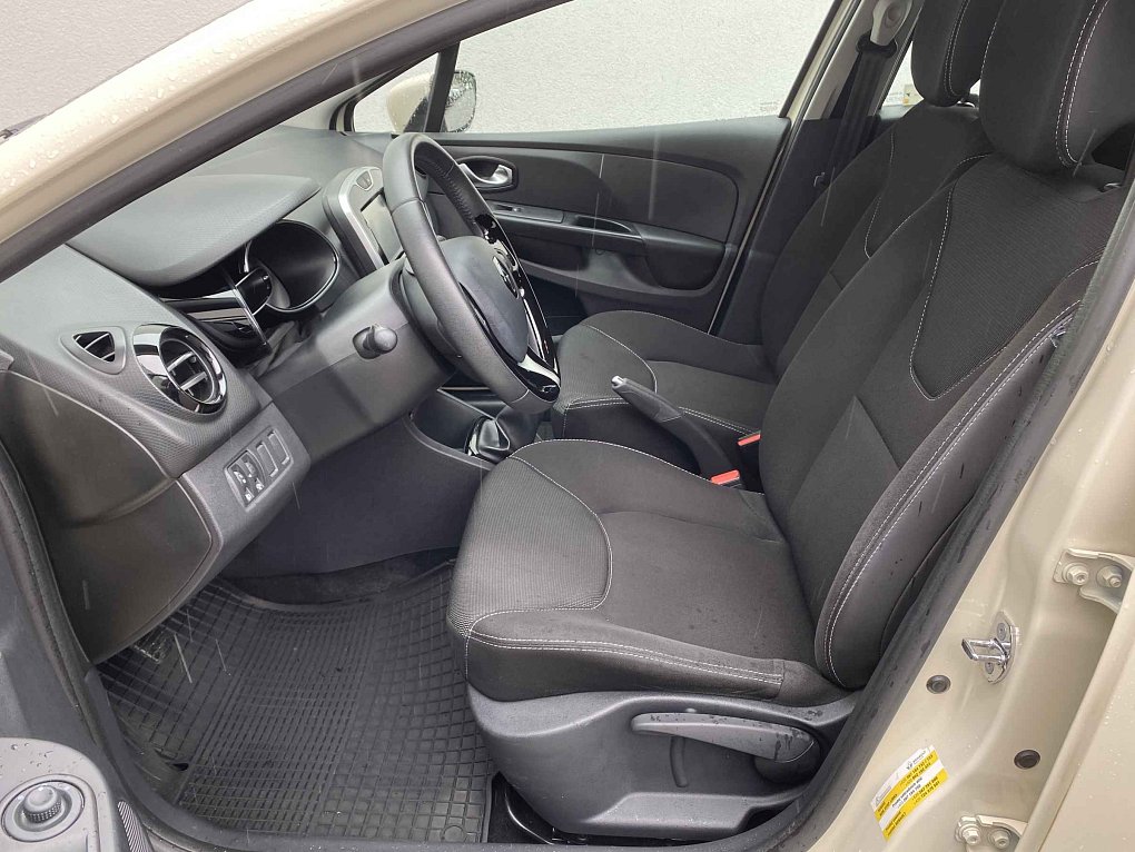 Renault Clio 1.2i 