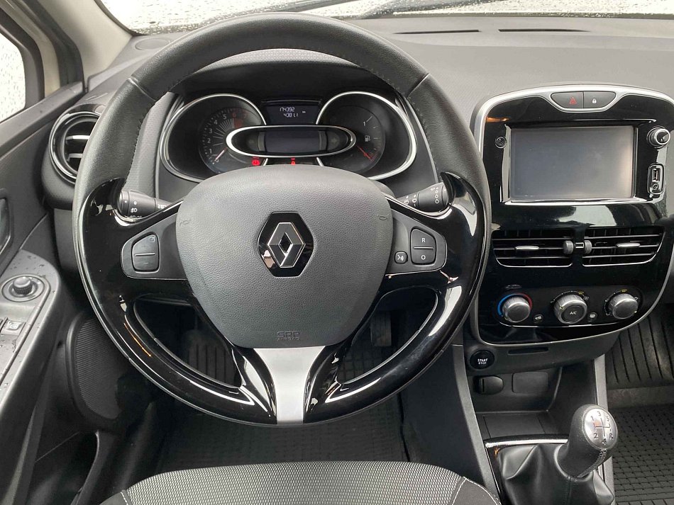 Renault Clio 1.2i 