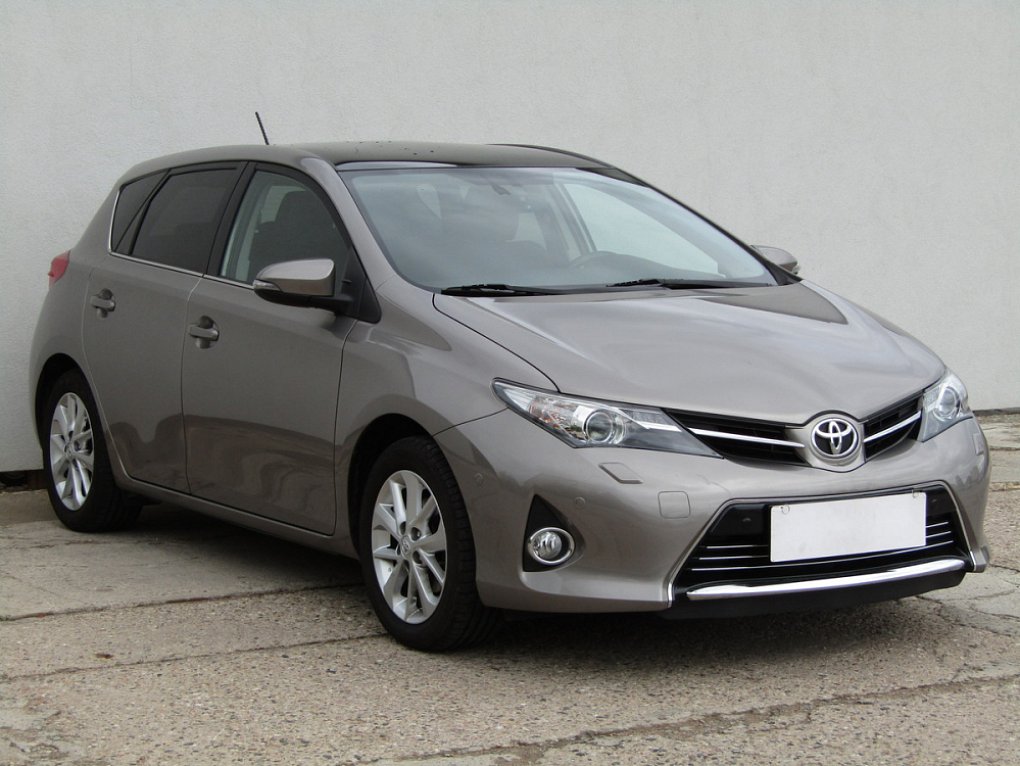 Toyota Auris 1.3i 