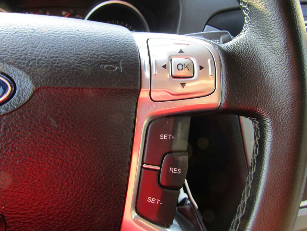 Ford Mondeo 2.0 TCDi 