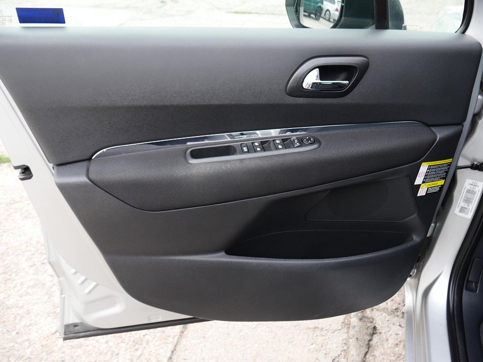 Peugeot 5008 1.6i 