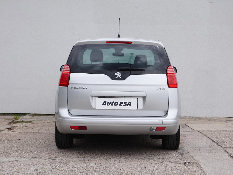 Peugeot 5008 1.6i 