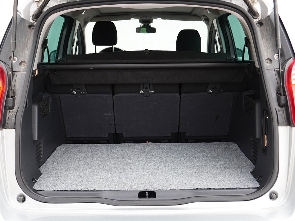 Peugeot 5008 1.6i 