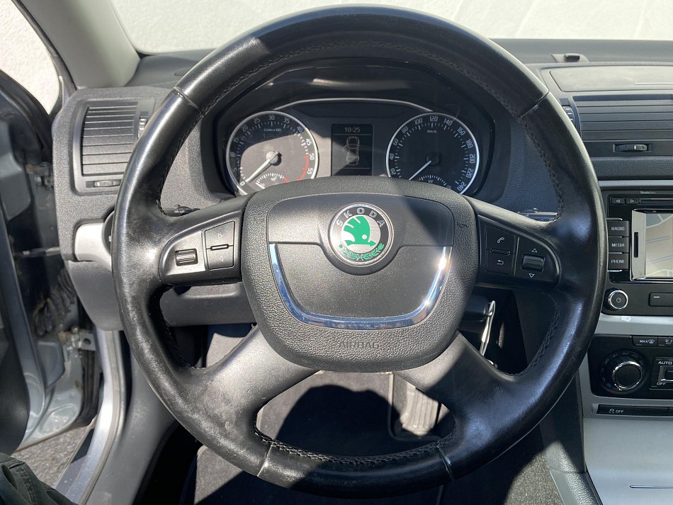 Škoda Octavia II 1.6 TDi Ambiente