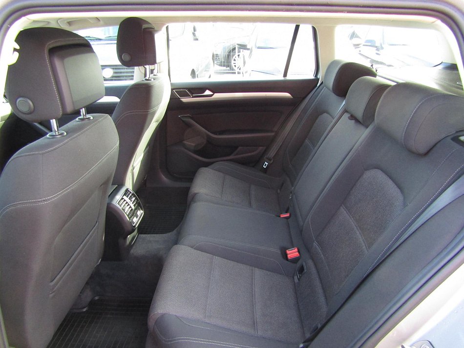 Volkswagen Passat 2.0 TDi Comfortline