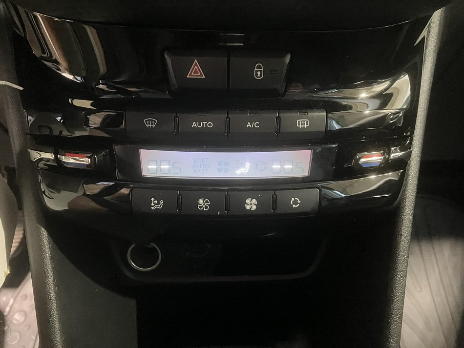 Peugeot 2008 1.6 HDI 
