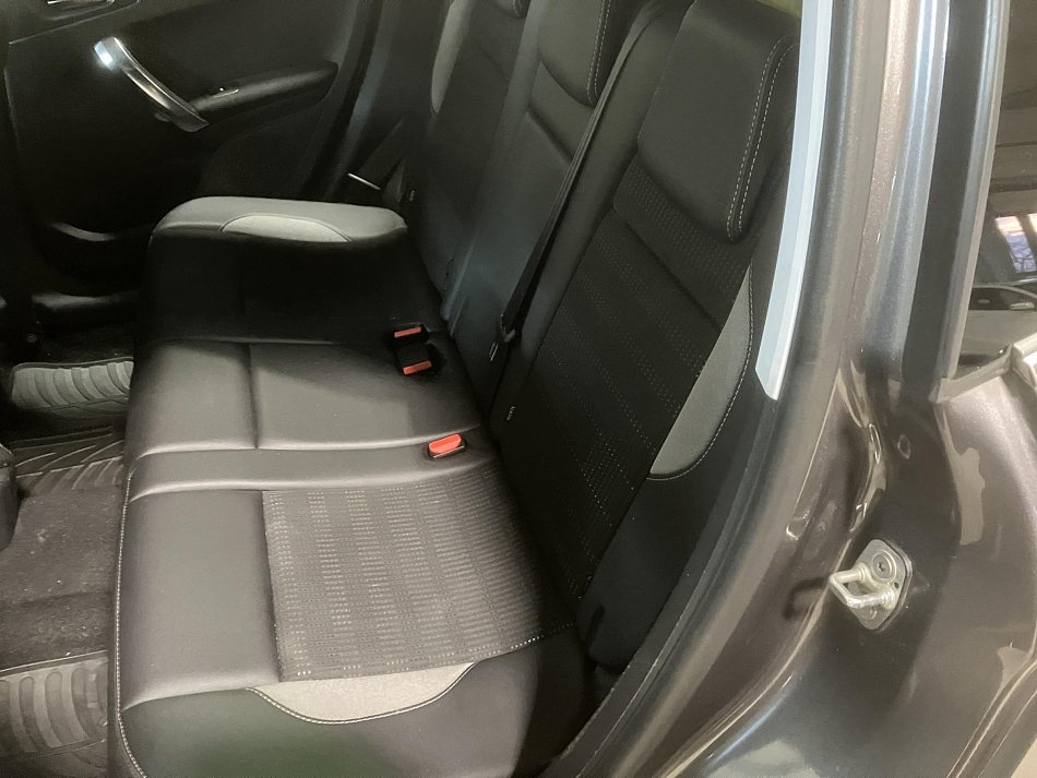 Peugeot 2008 1.6 HDI 