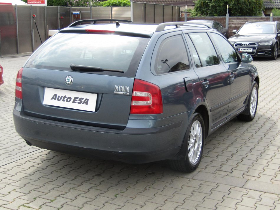 Škoda Octavia II 1.6 FSI 