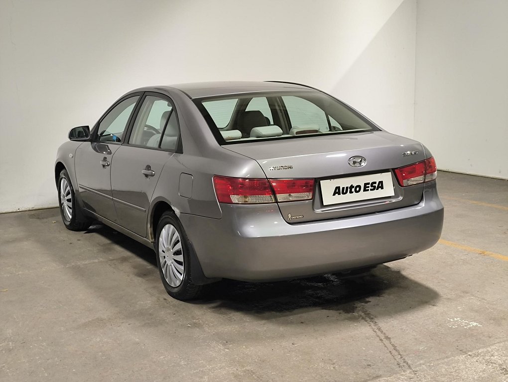 Hyundai Sonata 2.4i 