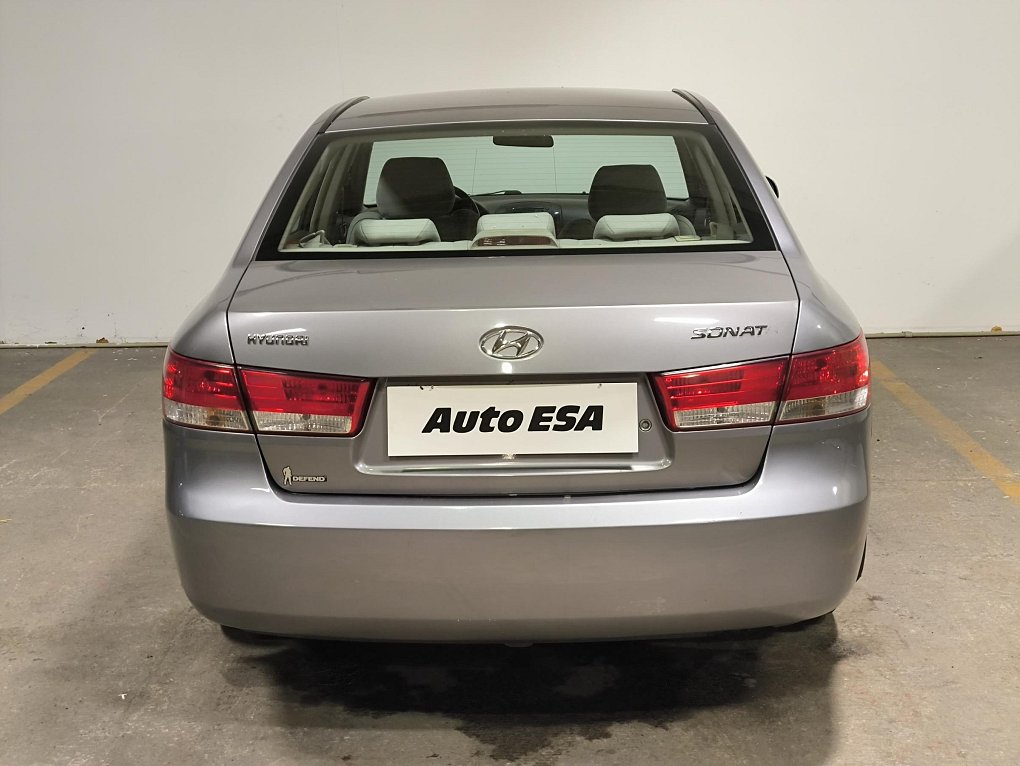 Hyundai Sonata 2.4i 