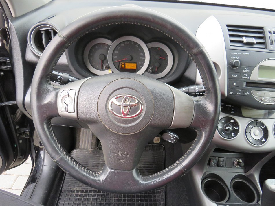 Toyota RAV4 2.0VVT-i  4x4, LPG