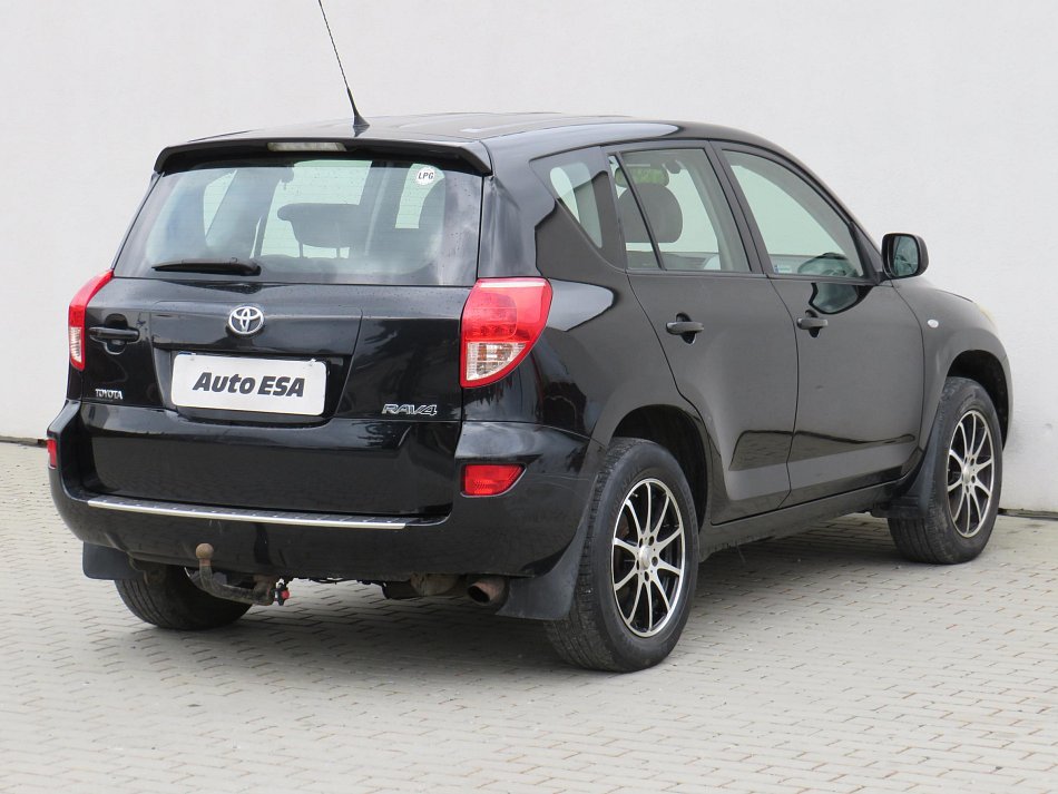 Toyota RAV4 2.0VVT-i  4x4, LPG