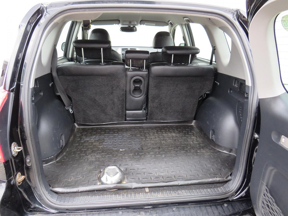 Toyota RAV4 2.0VVT-i  4x4, LPG