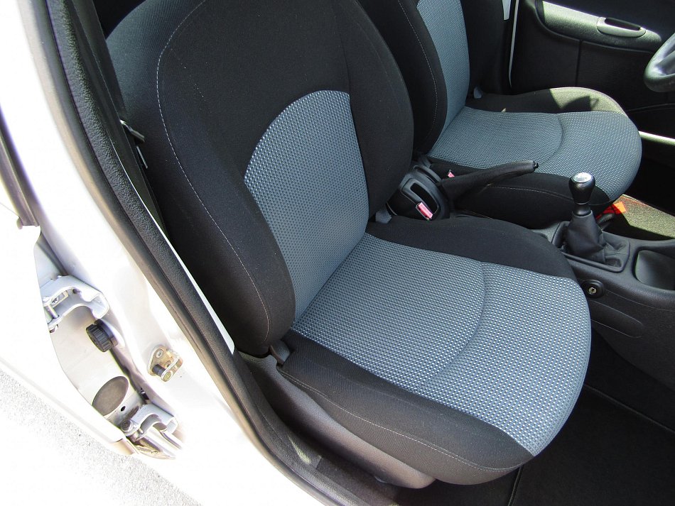 Peugeot 206 1.1i 