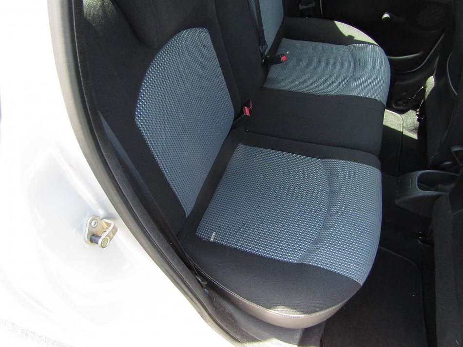 Peugeot 206 1.1i 