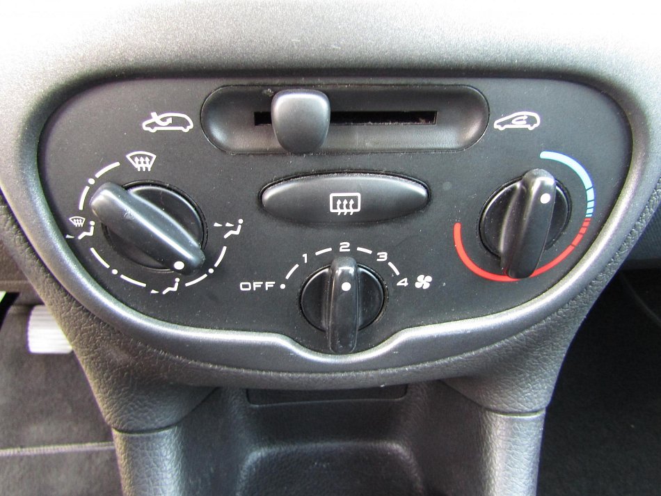Peugeot 206 1.1i 