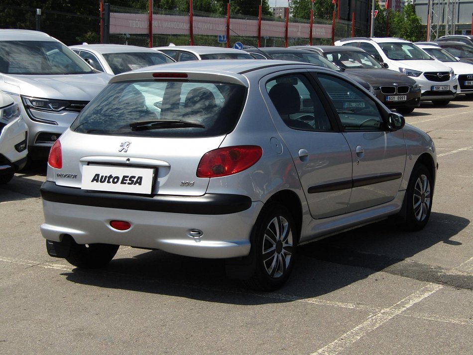 Peugeot 206 1.1i 