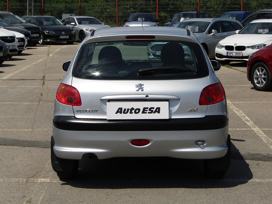 Peugeot 206 1.1i 