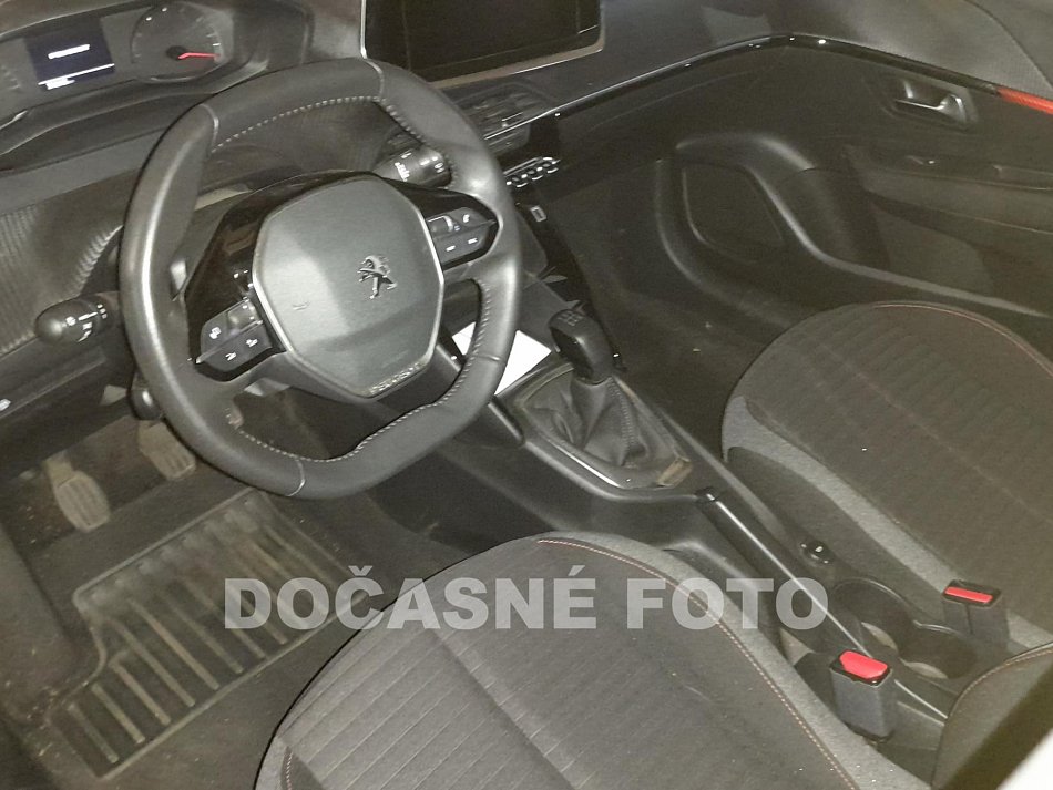Peugeot 208 1.2 pt 