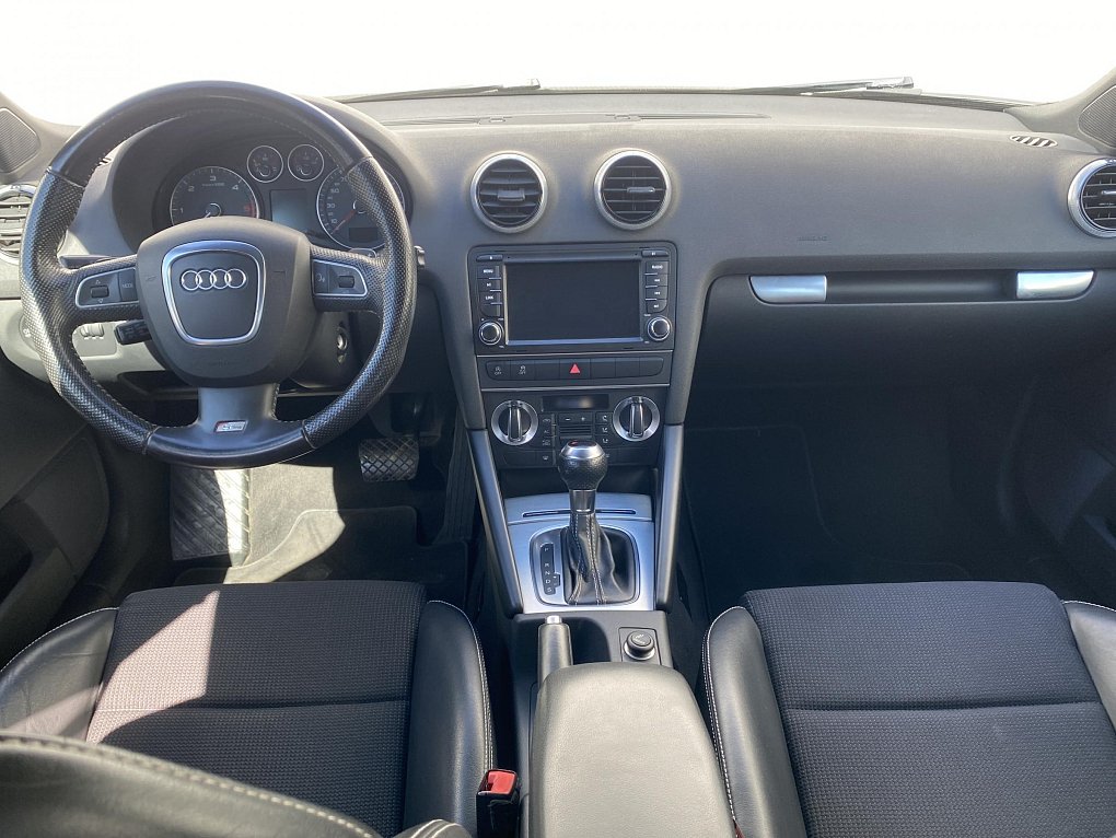 Audi A3 2.0 TDi S-line