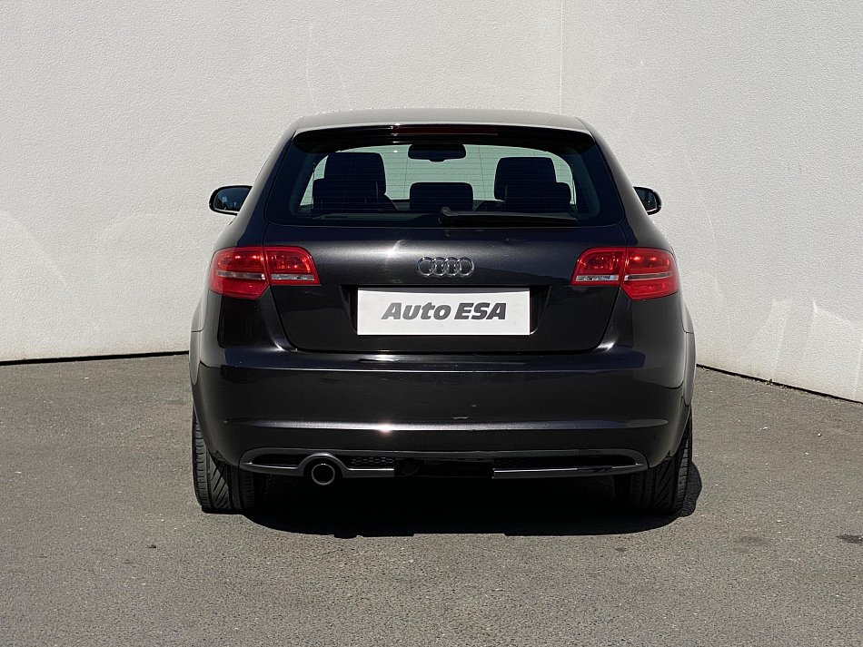 Audi A3 2.0 TDi S-line