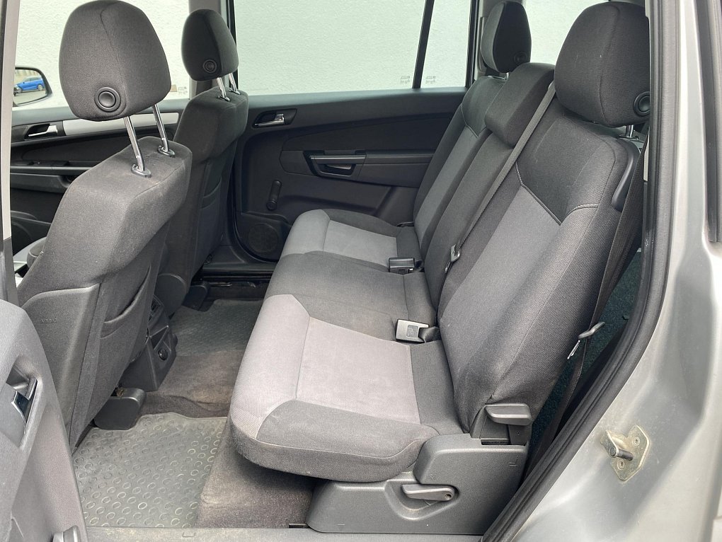 Opel Zafira 1.8i 