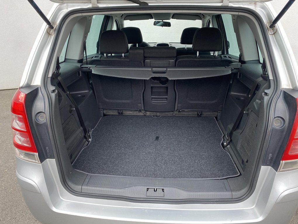 Opel Zafira 1.8i 