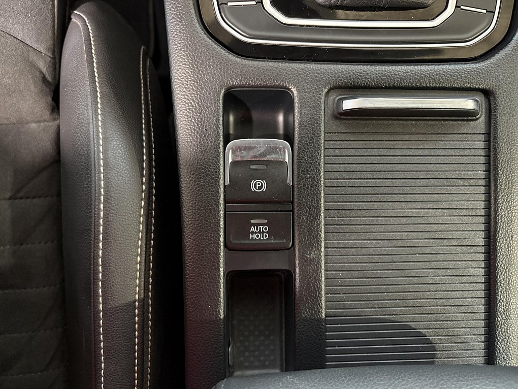 Volkswagen Passat 2.0 TDi 