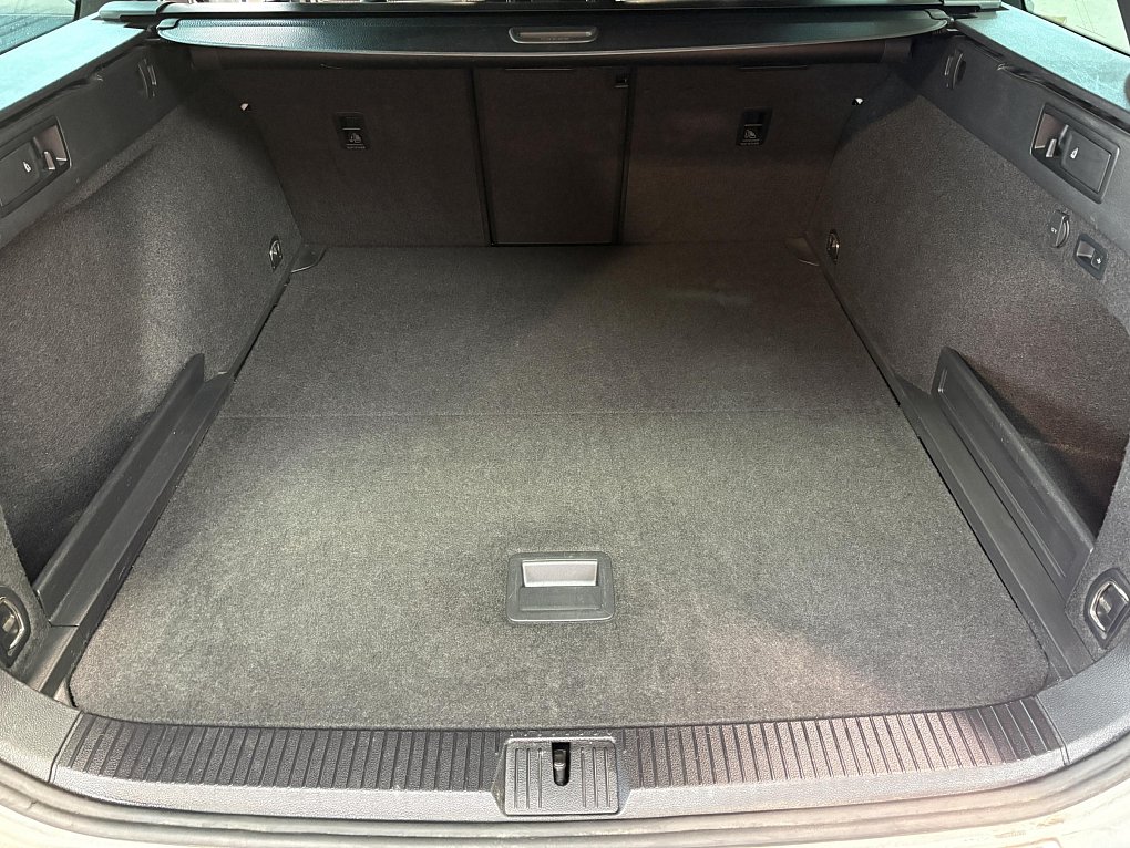 Volkswagen Passat 2.0 TDi 