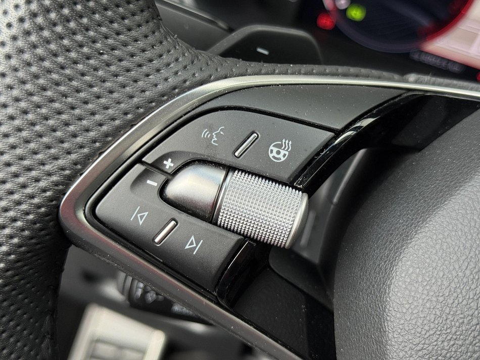 Škoda Karoq 1.5 TSi SportLine