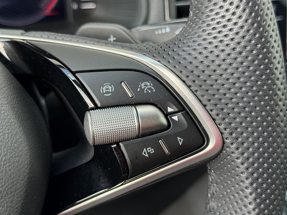 Škoda Karoq 1.5 TSi SportLine