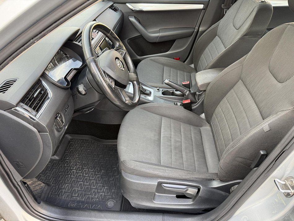 Škoda Octavia III 2.0 TDi Elegance 4x4