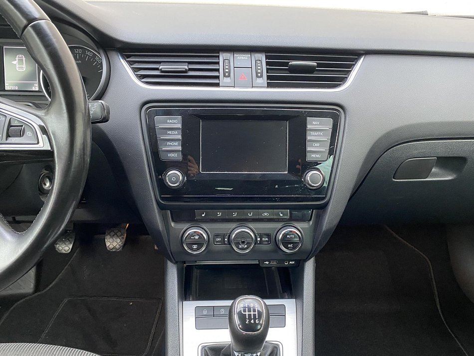 Škoda Octavia III 1.8 TSi Elegance