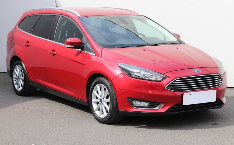 Ford Focus 1.5 EB Titanium turnier