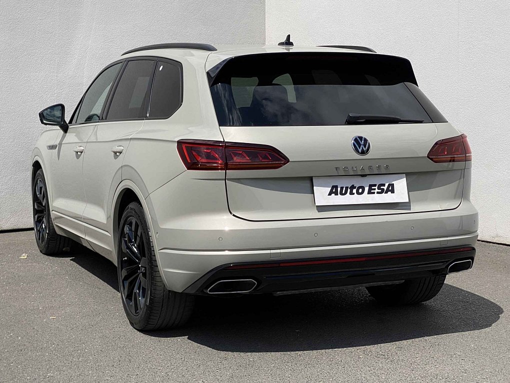 Volkswagen Touareg 3.0 TDi R-Line 4x4