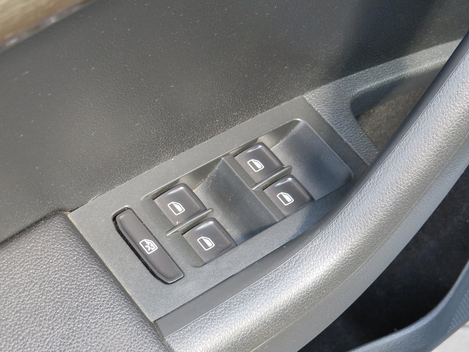 Škoda Octavia III 2.0 TDi Scout 4x4
