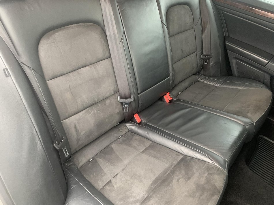 Škoda Superb II 2.0 TDi Elegance 4x4