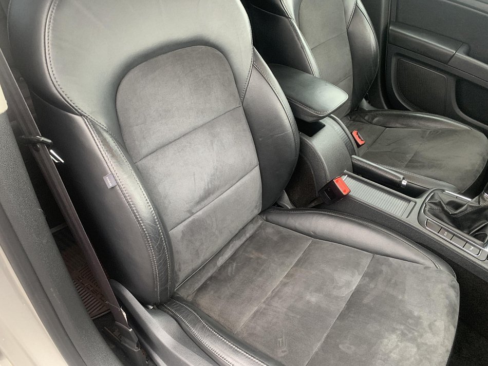 Škoda Superb II 2.0 TDi Elegance 4x4