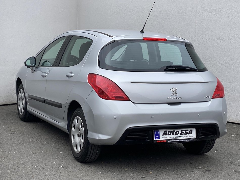 Peugeot 308 1.4i 